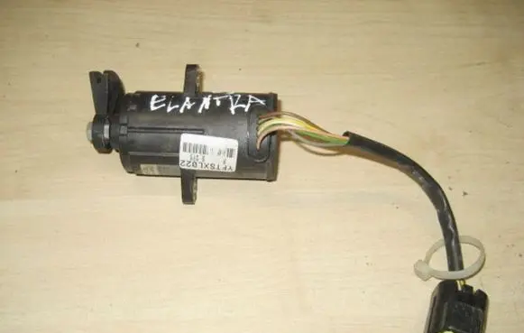 Hyundai Elantra Accelerator throttle pedal 0281002470 3519027000