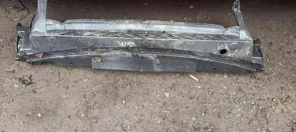 Volvo XC70 Front bumper skid plate/under tray 09484049