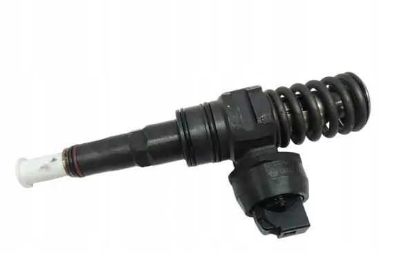 Volkswagen Golf V Fuel injector 038130073AG