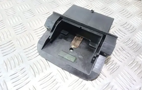 Ashtray (front)