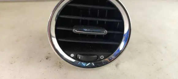 Fiat 500 Dashboard side air vent grill/cover trim 226614