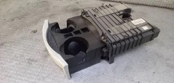 Volkswagen Routan Cup holder front 1HE341S3AB