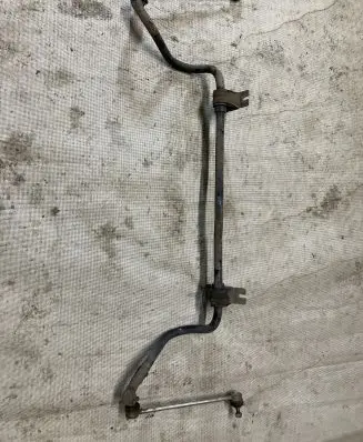 Renault Latitude (L70) Front anti-roll bar/sway bar