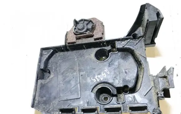 Battery box tray