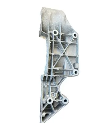 Audi A3 S3 8L Engine mounting bracket 06A903143H