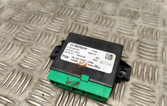 Citroen DS4 Parking PDC control unit/module 9800409680