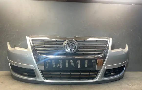 Volkswagen PASSAT B6 Front bumper 3C0807221A 3C0805903