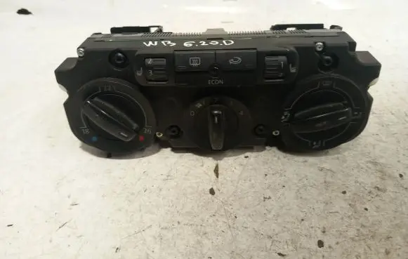 Volkswagen PASSAT B6 Climate control unit