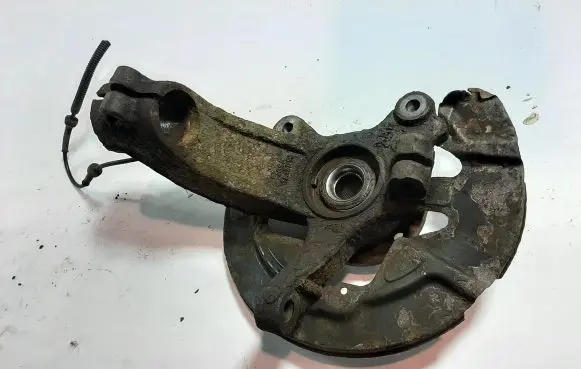 Volvo XC70 Front wheel hub