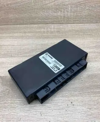 BMW 5 E60 E61 Comfort/convenience module 9145021 KGME6X