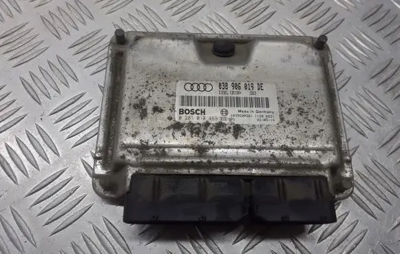Audi A3 S3 8L Engine control unit/module ECU 038906019DE