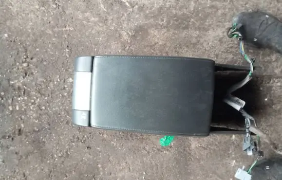Volvo V70 Other center console (tunnel) element 1971864