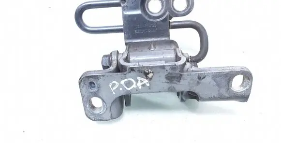Volkswagen Phaeton Front door lower hinge 3D4831412B