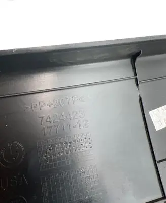 BMW X4 G02 Tailgate trim 7524423