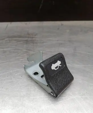 Subaru Impreza II Engine bonnet (hood) release handle