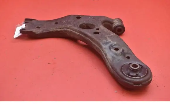 Toyota Avensis Verso Front control arm 