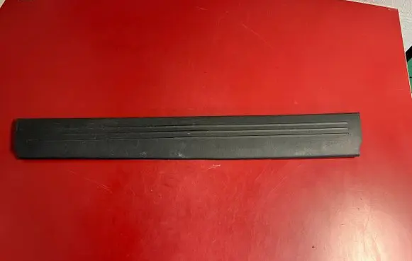 Chrysler Town u0026 Country V Rear sill trim cover P0ZR35DX9AF 0ZR35DX9AF