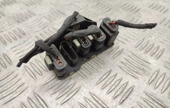 Mercedes-Benz E W213 Current control relay A0005459712