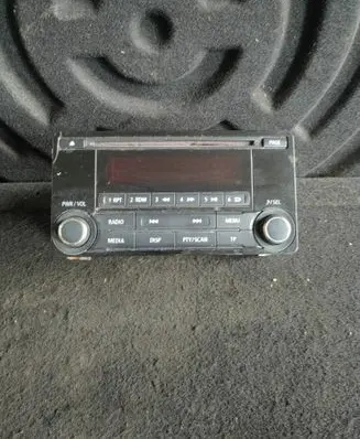 Mitsubishi Outlander Radio/CD/DVD/GPS head unit 8701A562