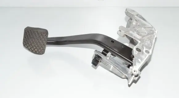 BMW 3 E90 E91 Brake pedal 6751975 35006865302 6865302