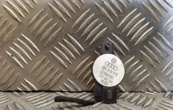 Audi A3 S3 8L Parking PDC sensor speaker 4B0919279