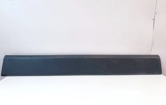 Renault Master III Sliding door trim (molding) 828210160R