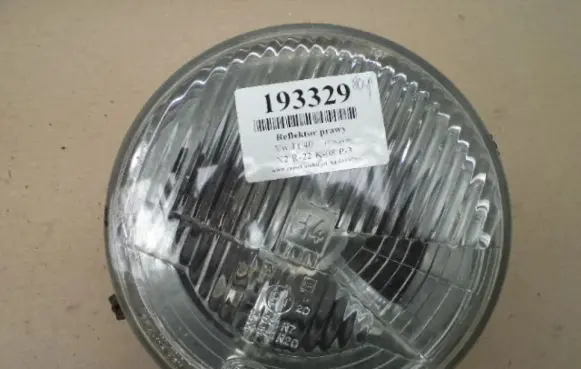 Volkswagen PASSAT Headlight/headlamp