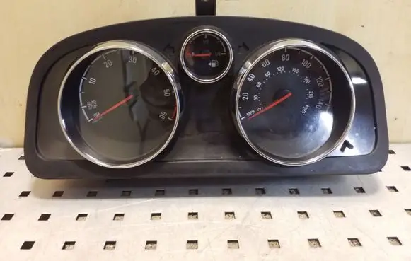 Opel Antara Speedometer (instrument cluster) 95194763