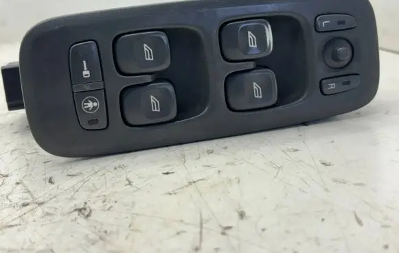Volvo S60 Electric window control switch 8682836 01W42E MD42DB00078