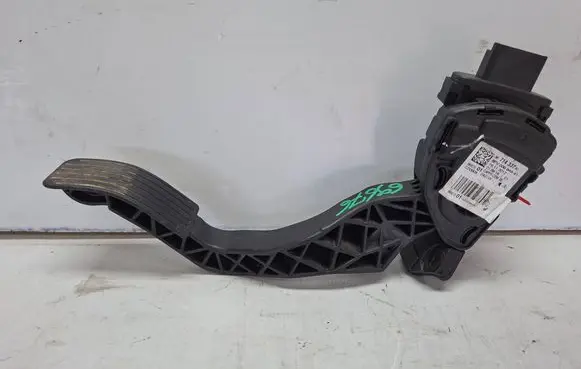 Citroen C3 Accelerator throttle pedal S27647764 9671433780