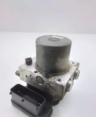 KIA Sorento ABS Pump 589102P970