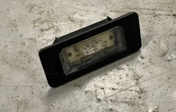 BMW X5 F15 Number plate light 7193293 305052