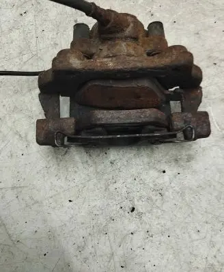 Volkswagen Golf IV Front brake caliper