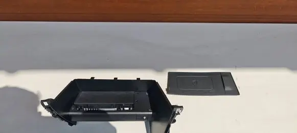 KIA Pro Cee'd III Wireless charging module 95560J7000