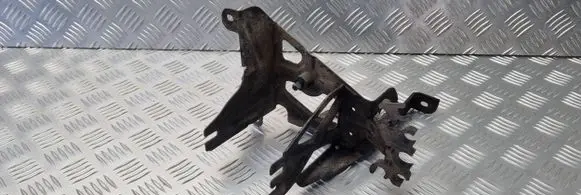 Audi A4 S4 B5 8D ABS pump bracket 8E0614119
