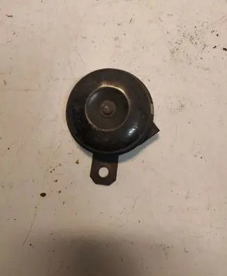 Toyota RAV 4 (XA20) Horn signal