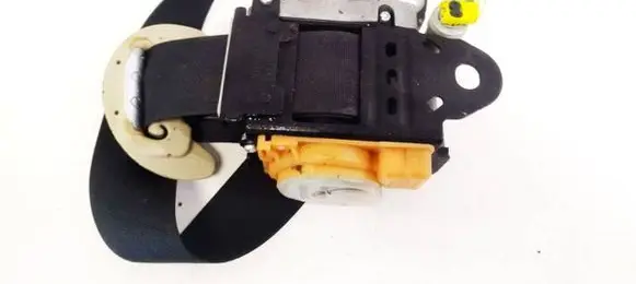 Infiniti QX50 (J50) Front seatbelt