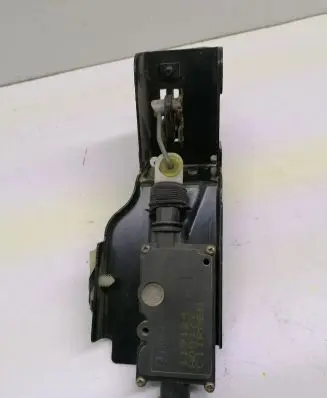 Citroen C5 Tailgate window lock/catch/latch A00177 119104