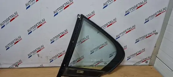 Rear vent window glass