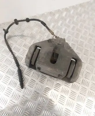BMW 5 F10 F11 Front brake caliper 6030348