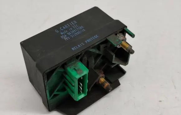 Ford Fiesta Glow plug pre-heat relay 9639912580 51299011A