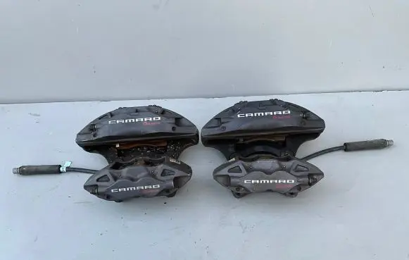 Chevrolet Camaro Brake discs and calipers set 44233005 84233006 23399522