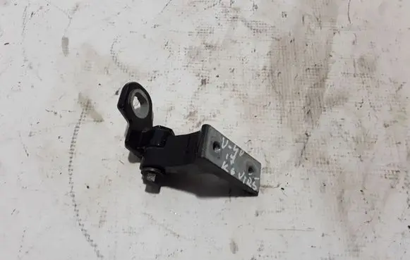 Rear door upper hinge
