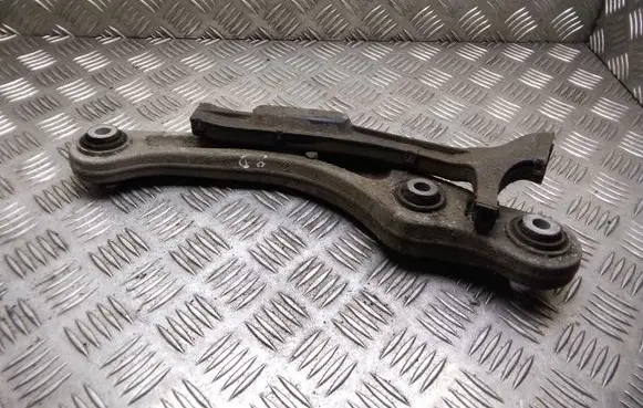 Rear control arm