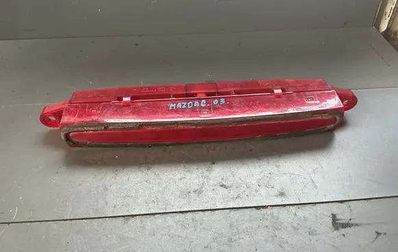 Mazda 6 Third/center stoplight