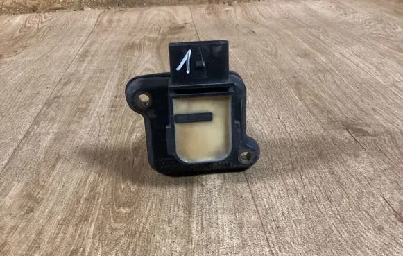 Audi TT Mk1 High voltage ignition coil 06B905115