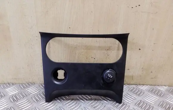Nissan Qashqai Other center console (tunnel) element