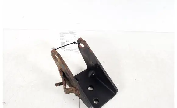 Toyota Corolla E120 E130 Engine mounting bracket 12311-0G010