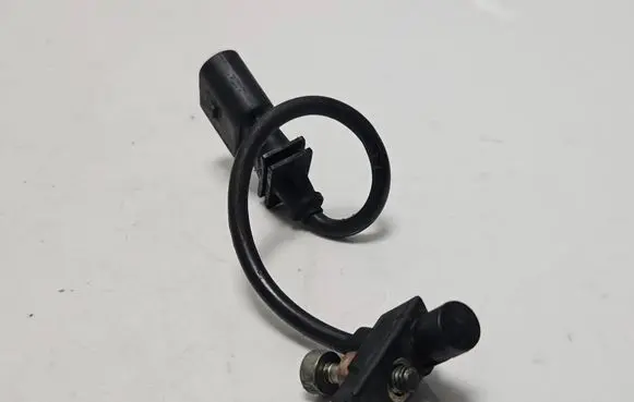 BMW 3 E46 Crankshaft position sensor 0281002477
