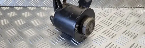 Nissan King Cab, Navara Power steering fluid tank/reservoir